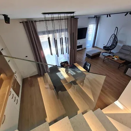 Appartement House With Private Jacuzzi Near Umag