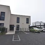 House With Private Jacuzzi Near Appartamento *