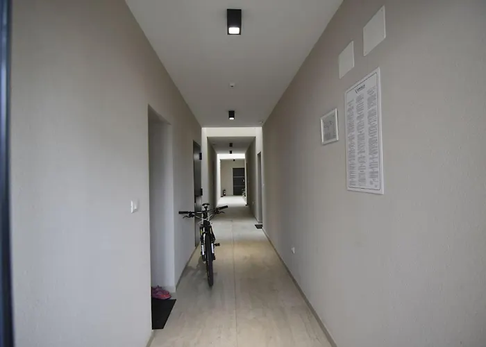 Apartment House With Private Jacuzzi Near Umag